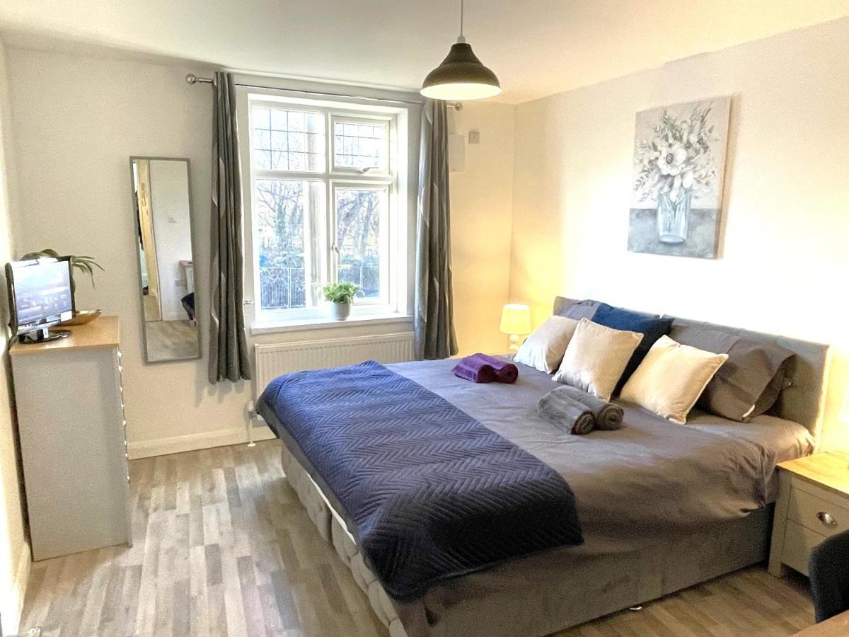 Supreme - 1 Bedroom Apart Sleeps 4 Short/Long Stay Джиллингем Экстерьер фото